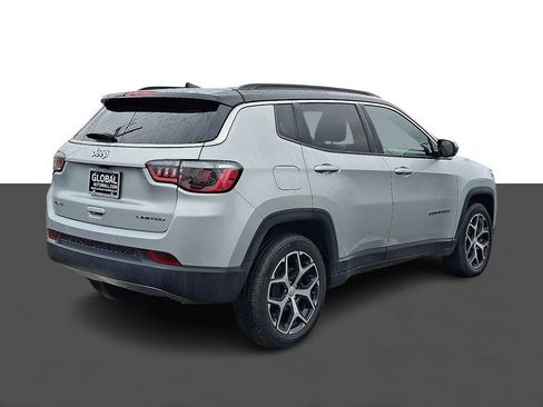 Used 2024 Jeep Compass Limited AWD/4WD image 7