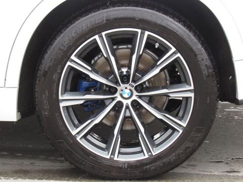 Used 2022 BMW X5 xDrive40i image 9