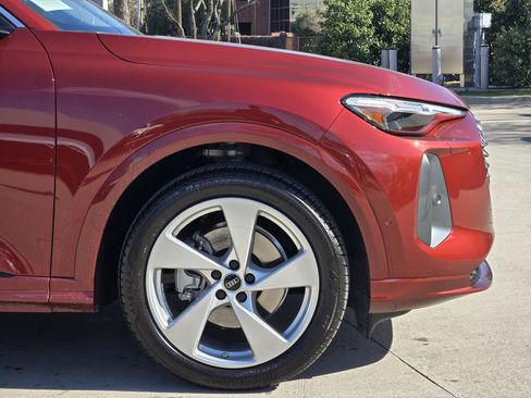 Certified 2025 Audi Q5 Prestige image 13