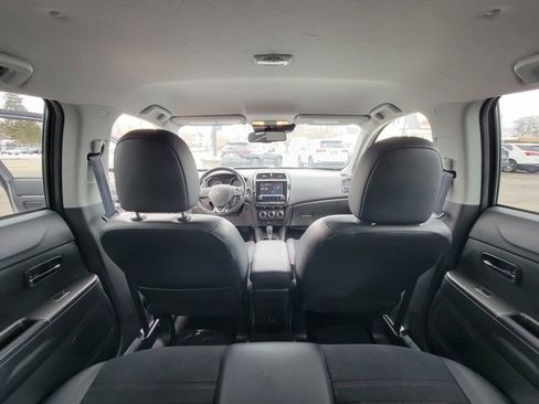 Used 2024 Mitsubishi Outlander Sport SE image 28