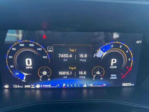 Used 2024 Chevrolet Colorado Z71 w/ Z71 Convenience Package 2 image 15