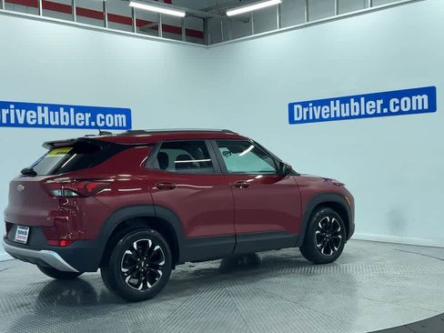 Used 2021 Chevrolet TrailBlazer LT image 3