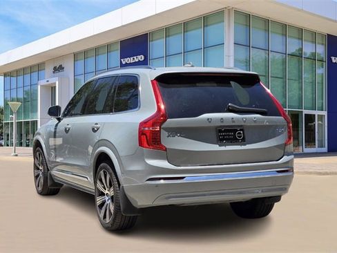 Used 2025 Volvo XC90 T8 Ultra w/ Protection Package Premier image 4