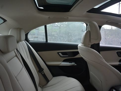 Used 2025 Mercedes-Benz E 350 4MATIC Sedan w/ Winter Package image 24