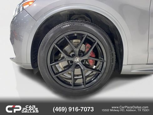 Used 2021 Alfa Romeo Stelvio Ti w/ Nero Edizione image 25