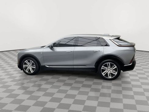 Certified 2024 Cadillac Lyriq Tech w/ LPO, Floor Liner Package AWD/4WD image 40