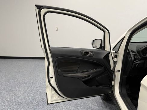 Used 2020 Ford EcoSport SE FWD image 9