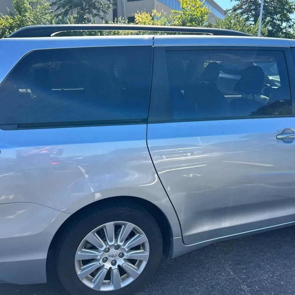 Used 2011 Toyota Sienna Limited AWD/4WD image 9