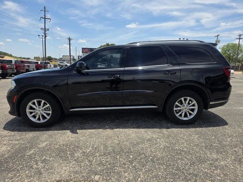 Used 2022 Dodge Durango SXT AWD/4WD image 4