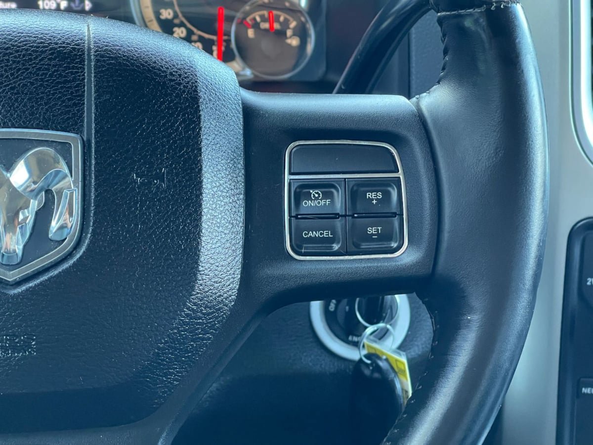Used 2014 RAM 2500 SLT w/ Luxury Group AWD/4WD image 39