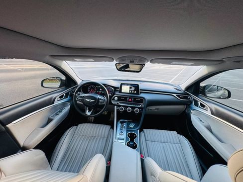 Used 2020 Genesis G70 3.3T RWD image 14
