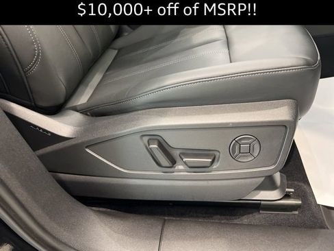 Used 2025 Audi Q5 Premium AWD/4WD image 23