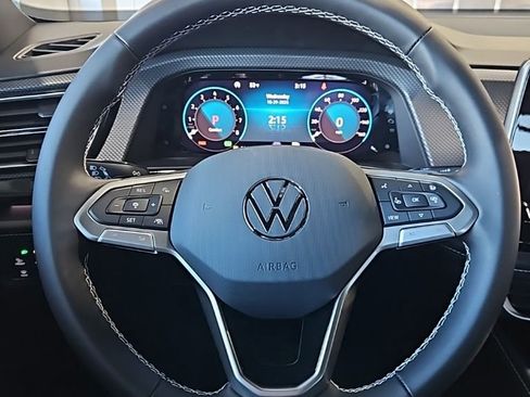 New 2026 Volkswagen Atlas Cross Sport SEL AWD/4WD image 36