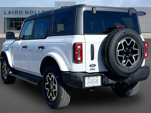New 2026 Ford Bronco Outer Banks AWD/4WD image 3