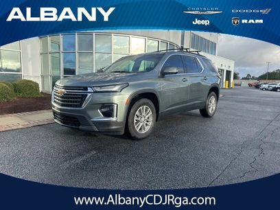 Used 2022 Chevrolet Traverse LT