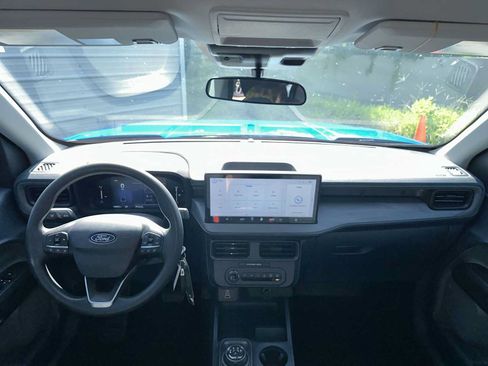 Used 2025 Ford Maverick XL FWD image 14