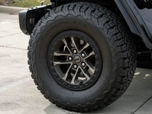 Used 2024 Jeep Wrangler Unlimited Rubicon 392 AWD/4WD image 78