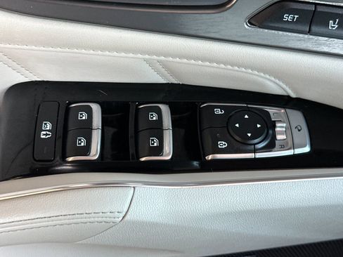 Used 2022 Kia Sorento SX Prestige AWD/4WD image 12
