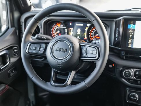 New 2025 Jeep Wrangler Unlimited Rubicon w/ Technology Group image 16