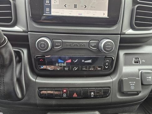 New 2025 RAM ProMaster 1500 w/ Quick Order Package 22G SLT image 12