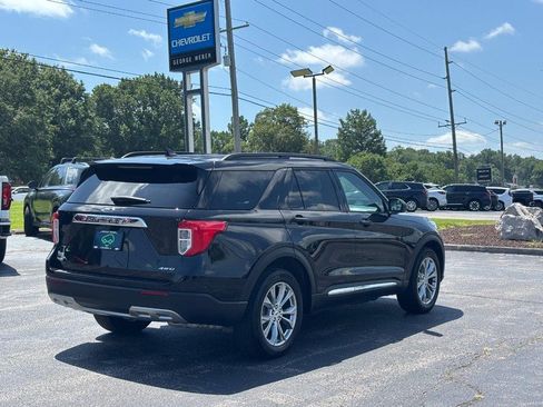 Used 2024 Ford Explorer XLT w/ Equipment Group 202A AWD/4WD image 5