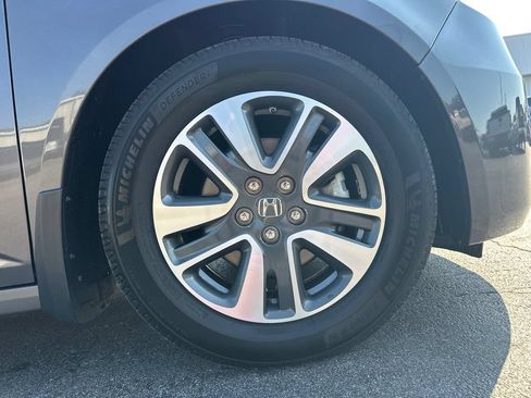 Used 2015 Honda Odyssey Touring image 13