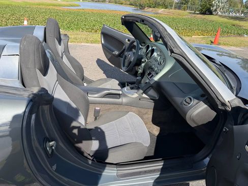 Used 2009 Pontiac Solstice Convertible w/ Preferred Package image 13