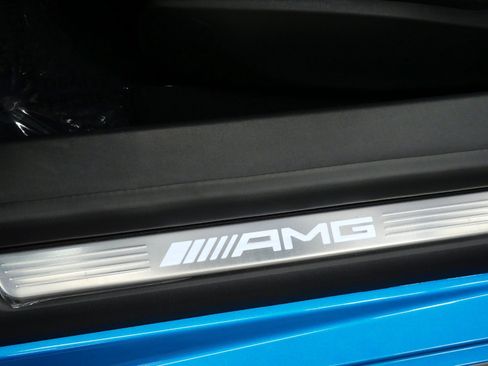 Used 2025 Mercedes-Benz SL 63 AMG S e Performance 4MATIC image 26