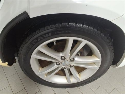 Used 2012 Dodge Avenger SE image 16