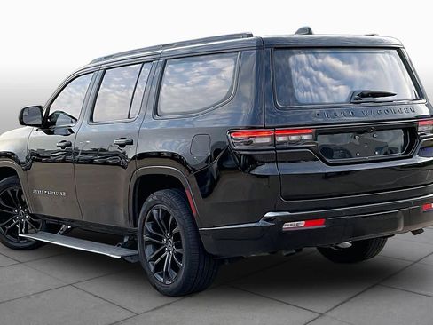 Used 2023 Jeep Grand Wagoneer Series II w/ Quick Order Packagew 28T image 12