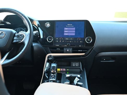 Used 2023 Lexus NX 350 AWD image 38