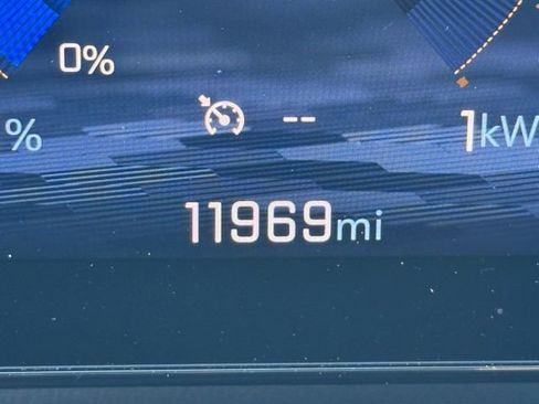 Certified 2025 Chevrolet Blazer EV RS image 10