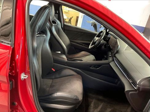 Used 2025 Hyundai Elantra N FWD image 11