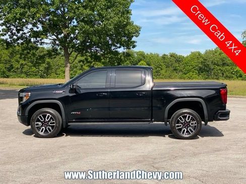 Used 2021 GMC Sierra 1500 AT4 w/ AT4 Value Package AWD/4WD image 4