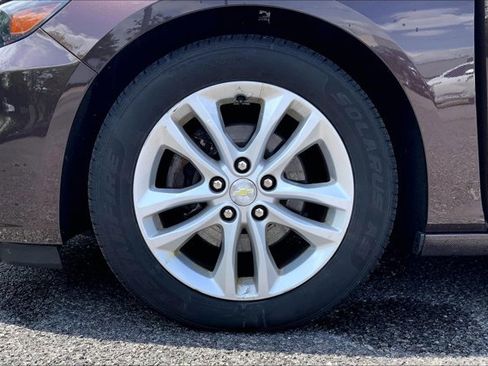 Used 2016 Chevrolet Malibu LT FWD image 8