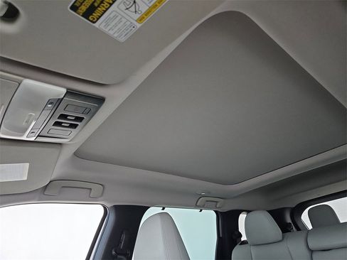 Used 2023 Mitsubishi Outlander SEL image 24