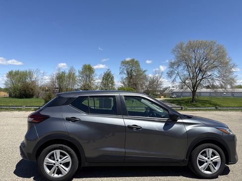 Used 2024 Nissan Kicks S FWD image 2