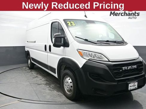 Used 2023 RAM ProMaster 2500 FWD image 1