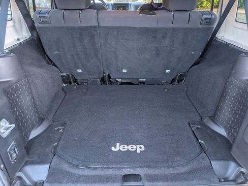 Used 2015 Jeep Wrangler Unlimited Sport w/ Quick Order Package 24S image 19