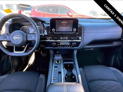 Used 2022 Nissan Pathfinder S image 7