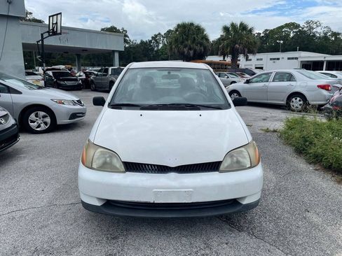 Used 2000 Toyota Echo Coupe w/ All Weather Guard Pkg FWD image 3