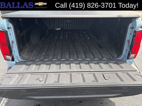 Certified 2025 Chevrolet Colorado Z71 w/ Technology Package AWD/4WD image 9