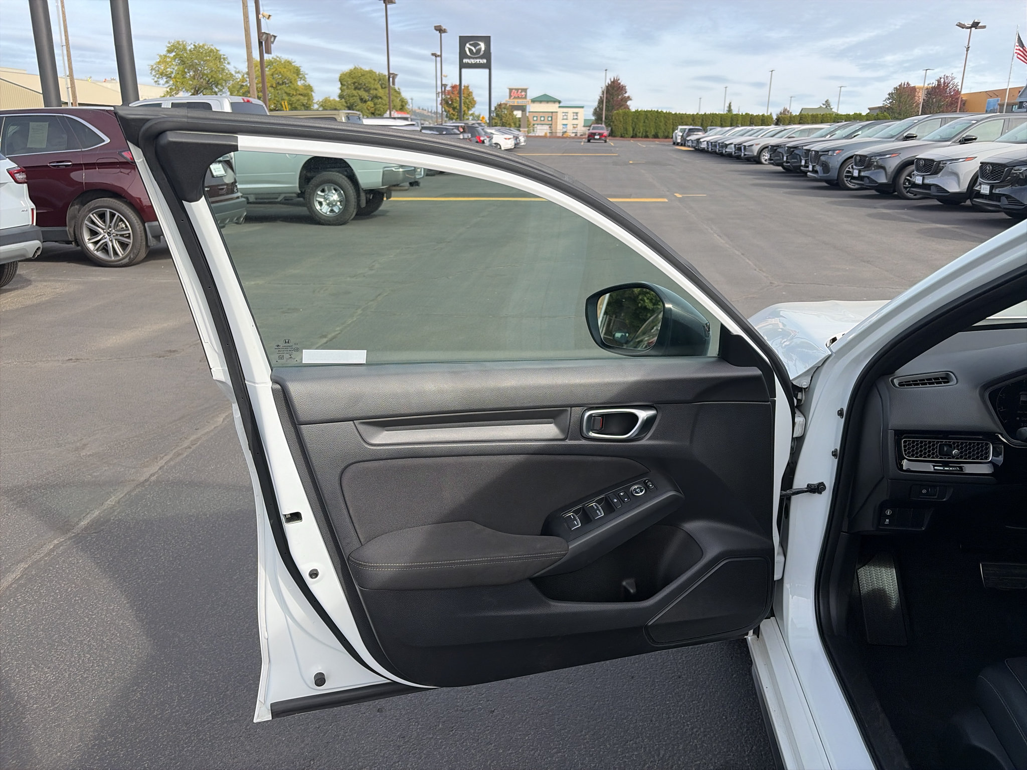 Used 2022 Honda Civic Sport image 10