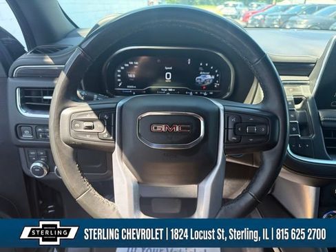 Used 2023 GMC Yukon XL SLT w/ SLT Premium Package AWD/4WD image 11