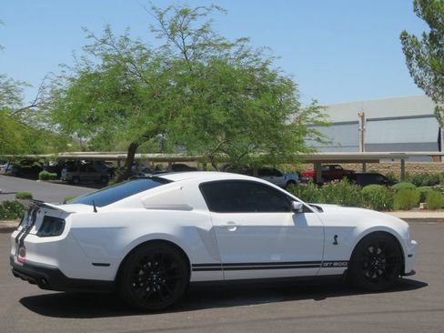 Used 2010 Ford Mustang Shelby GT500 RWD image 6