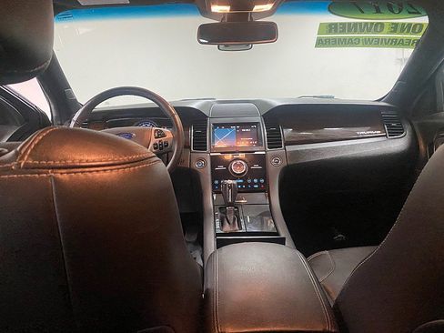 Used 2017 Ford Taurus Limited w/ Driver Assist Package image 20