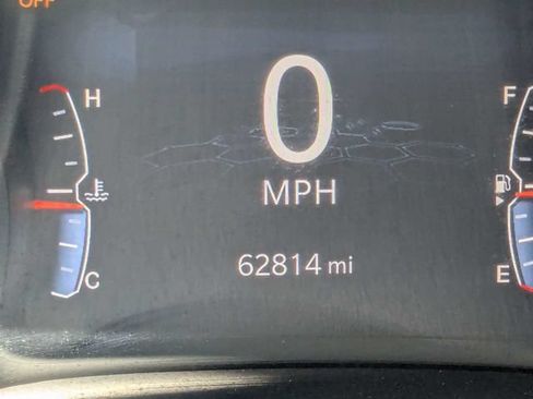 Certified 2024 Jeep Compass Latitude AWD/4WD image 31