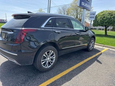 Used 2022 Cadillac XT5 Premium Luxury w/ LPO, Floor Liner Package AWD/4WD image 5