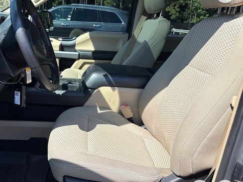 Used 2018 Ford F150 XLT w/ Equipment Group 302A Luxury AWD/4WD image 3