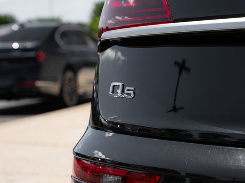Certified 2023 Audi Q5 2.0T Premium Plus w/ Premium Plus Package AWD/4WD image 30